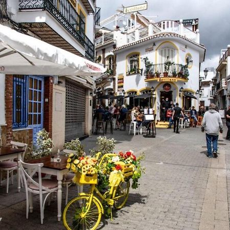Estudio Jimena Calahonda En El Centro De Nerja Exterior photo
